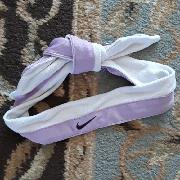 Nike Accessories - Nike head band